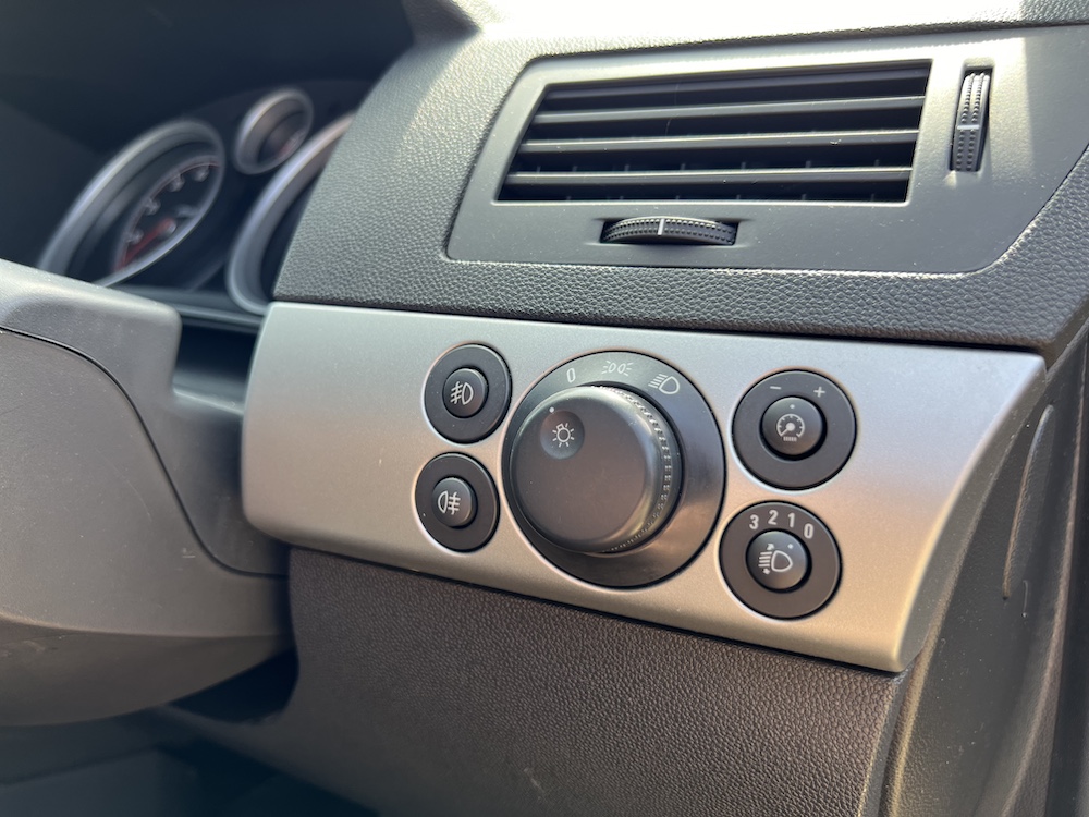 Vauxhall Astra - Image 28