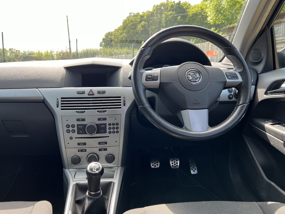 Vauxhall Astra - Image 35