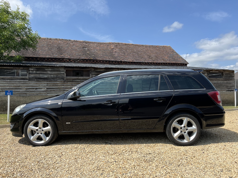 Vauxhall Astra - Image 4