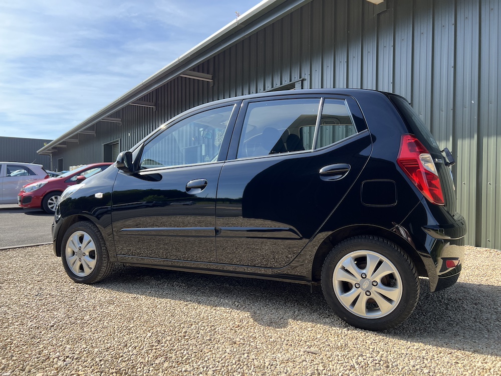 Hyundai i10 - Image 23