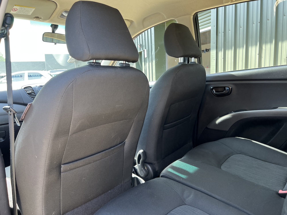 Hyundai i10 - Image 25
