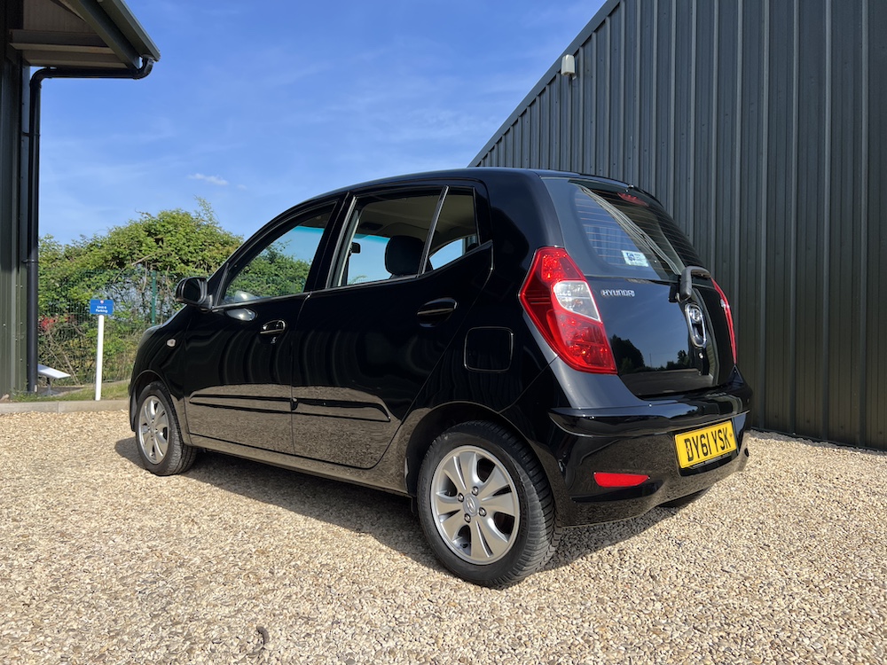 Hyundai i10 - Image 40