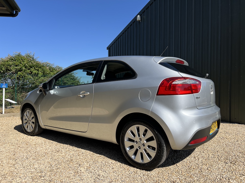 Kia Rio - Image 43