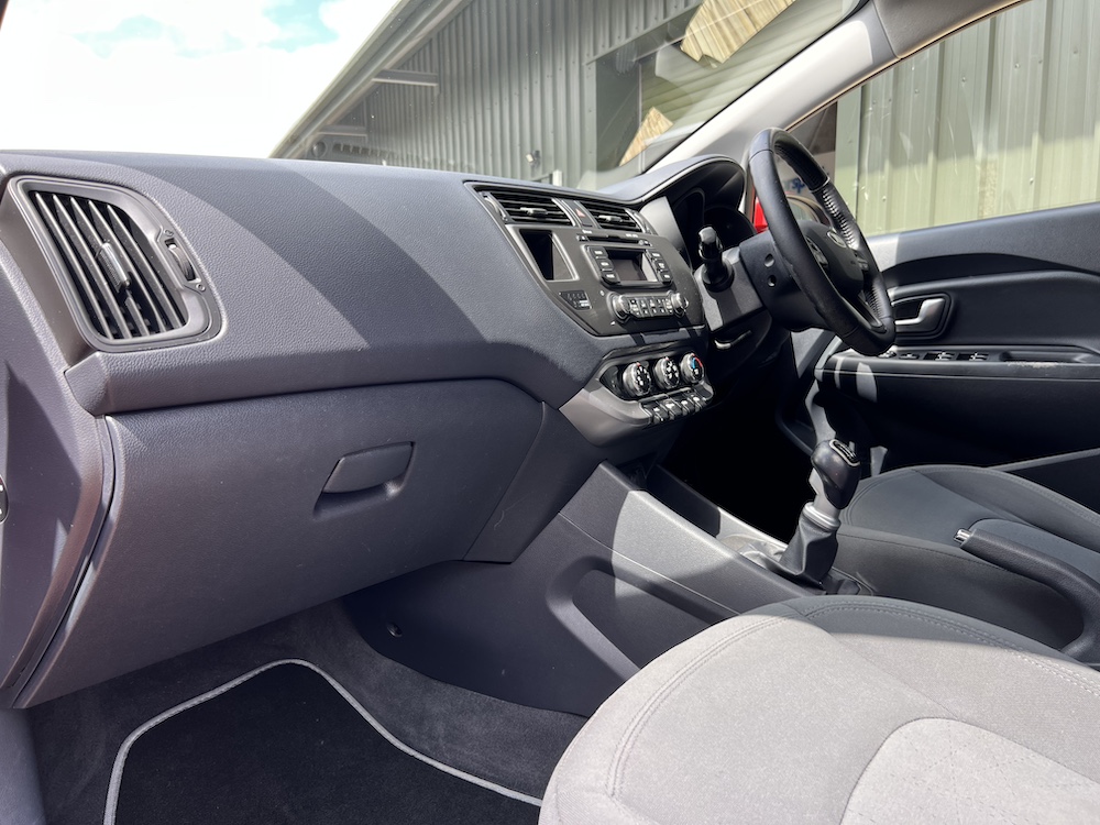 Kia Rio - Image 29