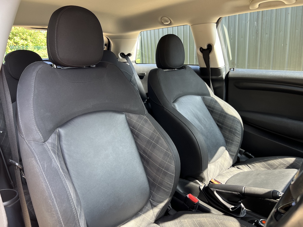 MINI Hatch - Image 12
