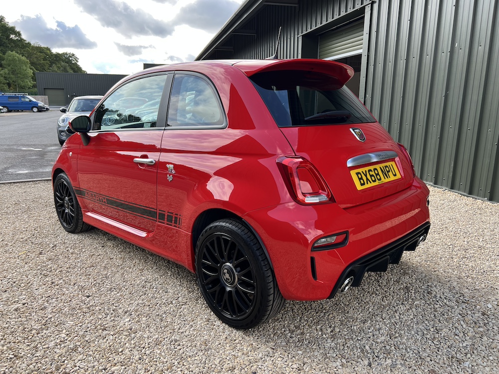 Abarth 595 - Image 34