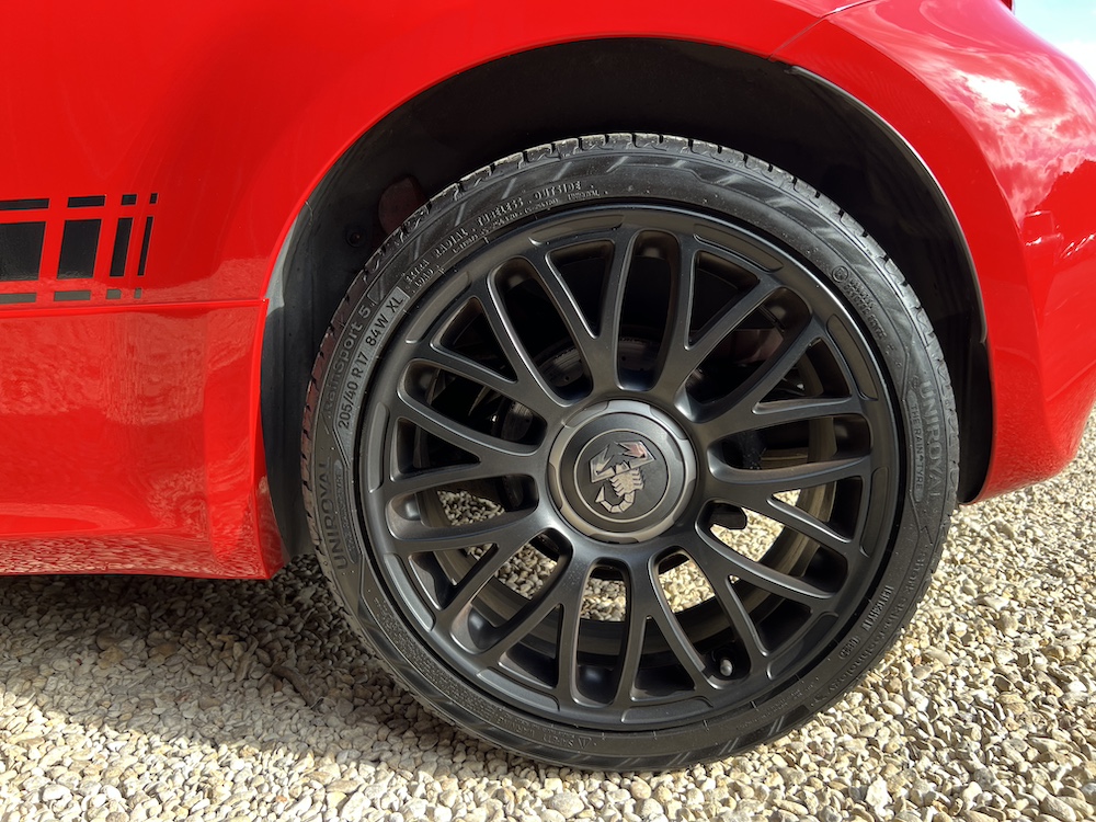 Abarth 595 - Image 57