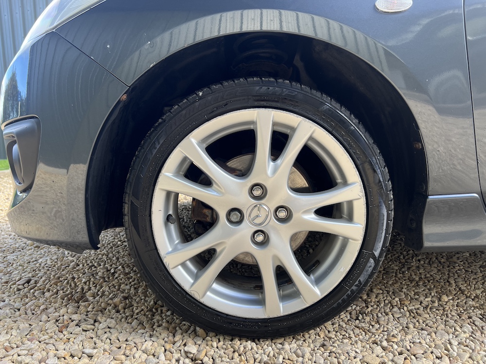 Mazda 2 - Image 40