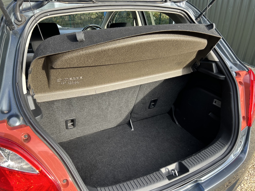 Mazda 2 - Image 48