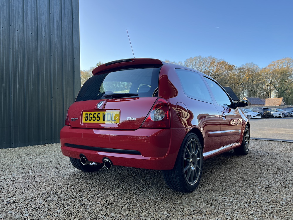 Renault Clio - Image 15