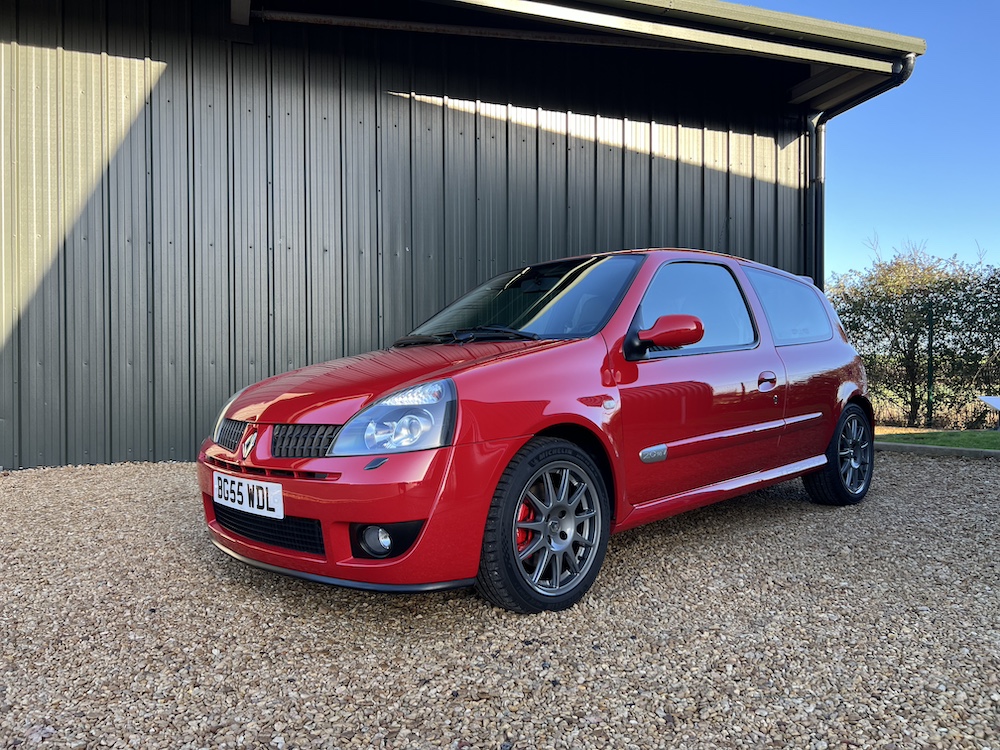 Renault Clio - Image 45