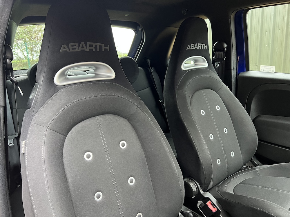 Abarth 595 - Image 18