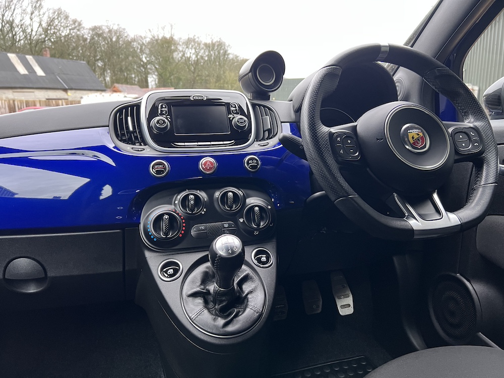 Abarth 595 - Image 24