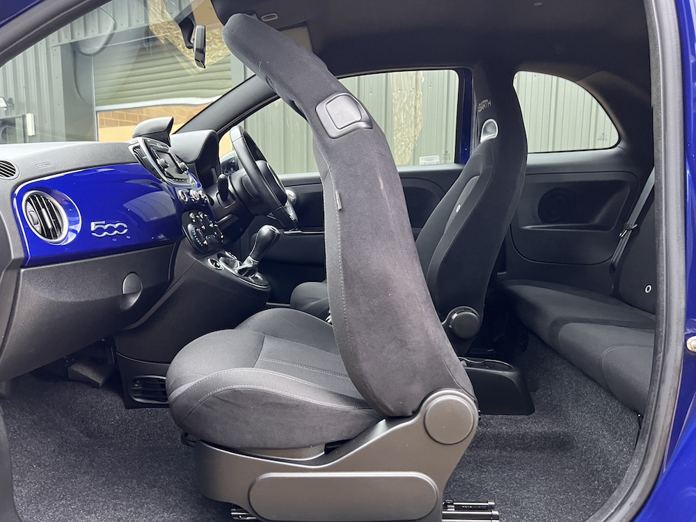 Abarth 595 - Image 32