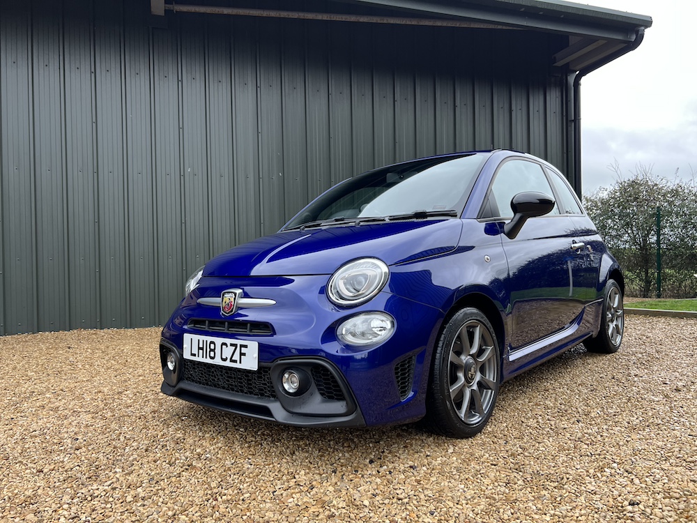Abarth 595 - Image 34