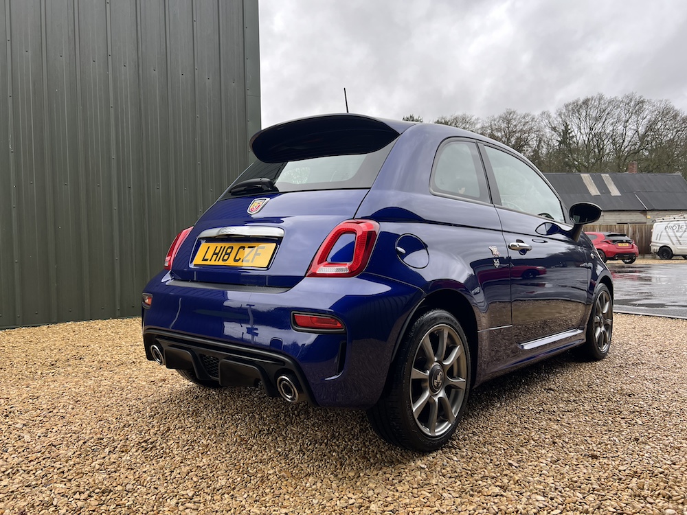 Abarth 595 - Image 9