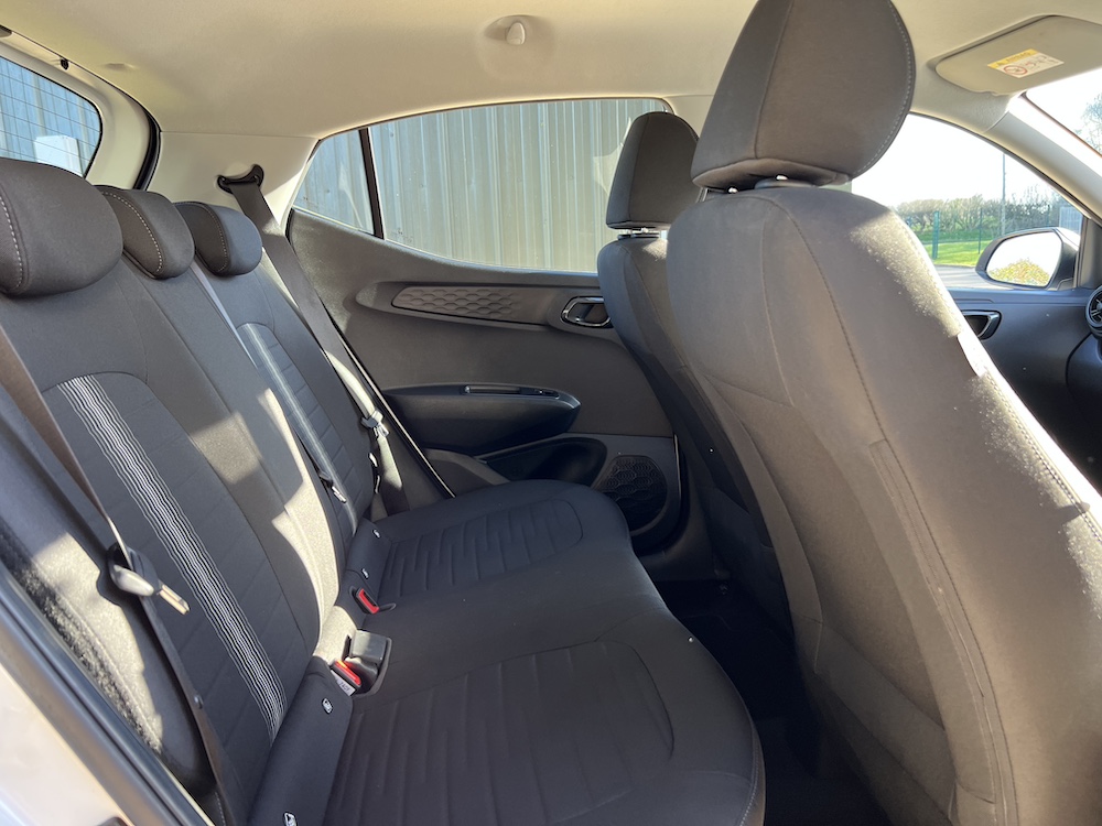 Hyundai i10 - Image 8
