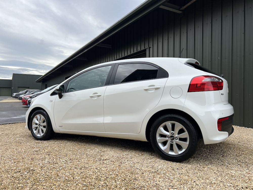 Kia Rio - Image 23