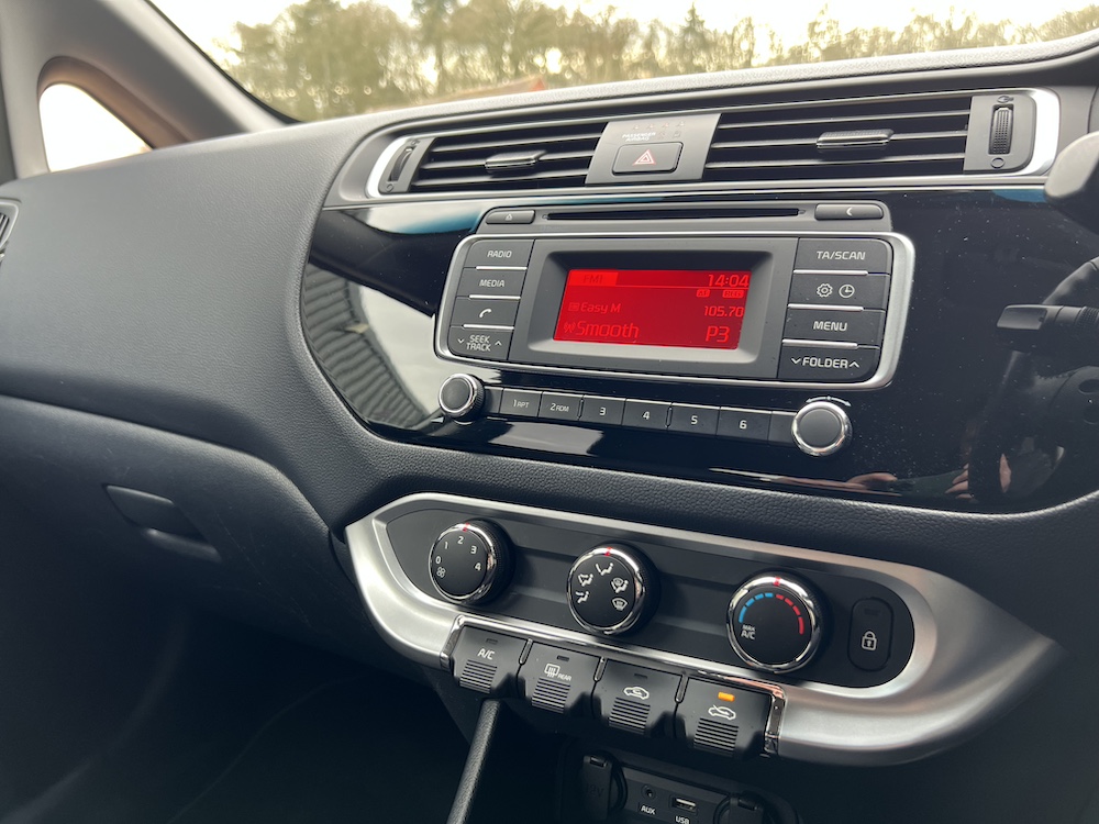 Kia Rio - Image 45