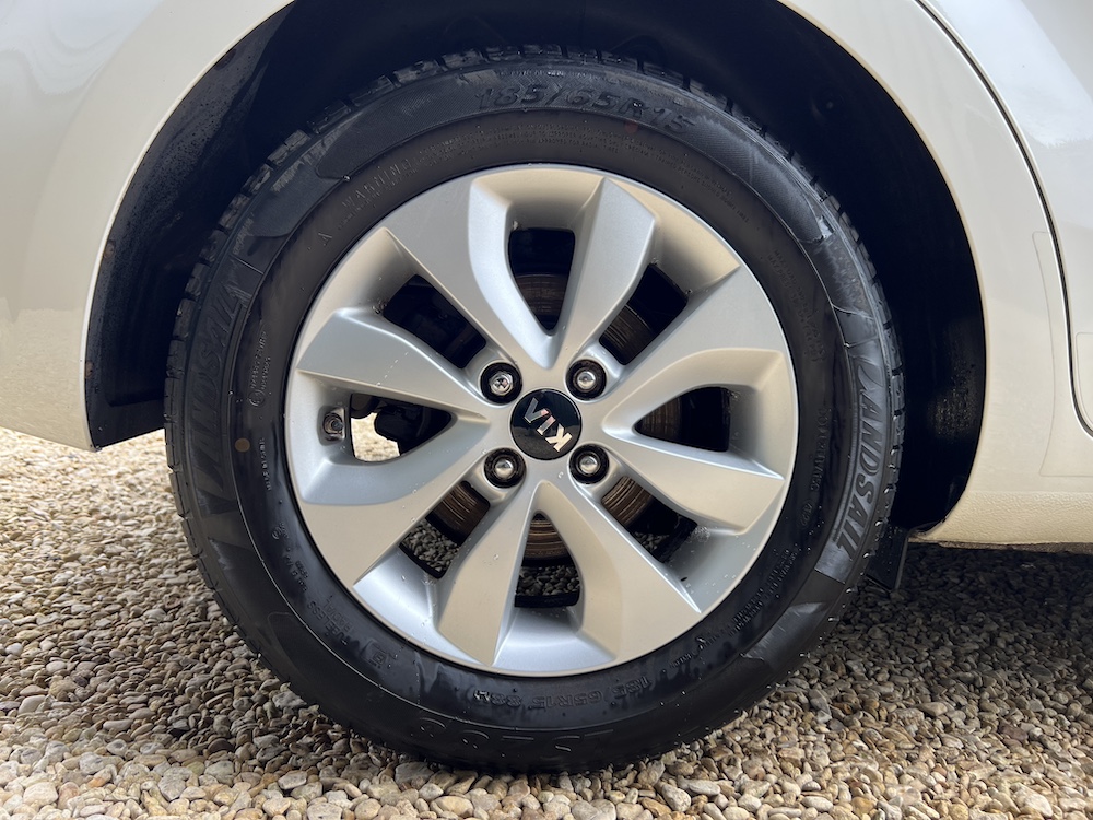 Kia Rio - Image 6
