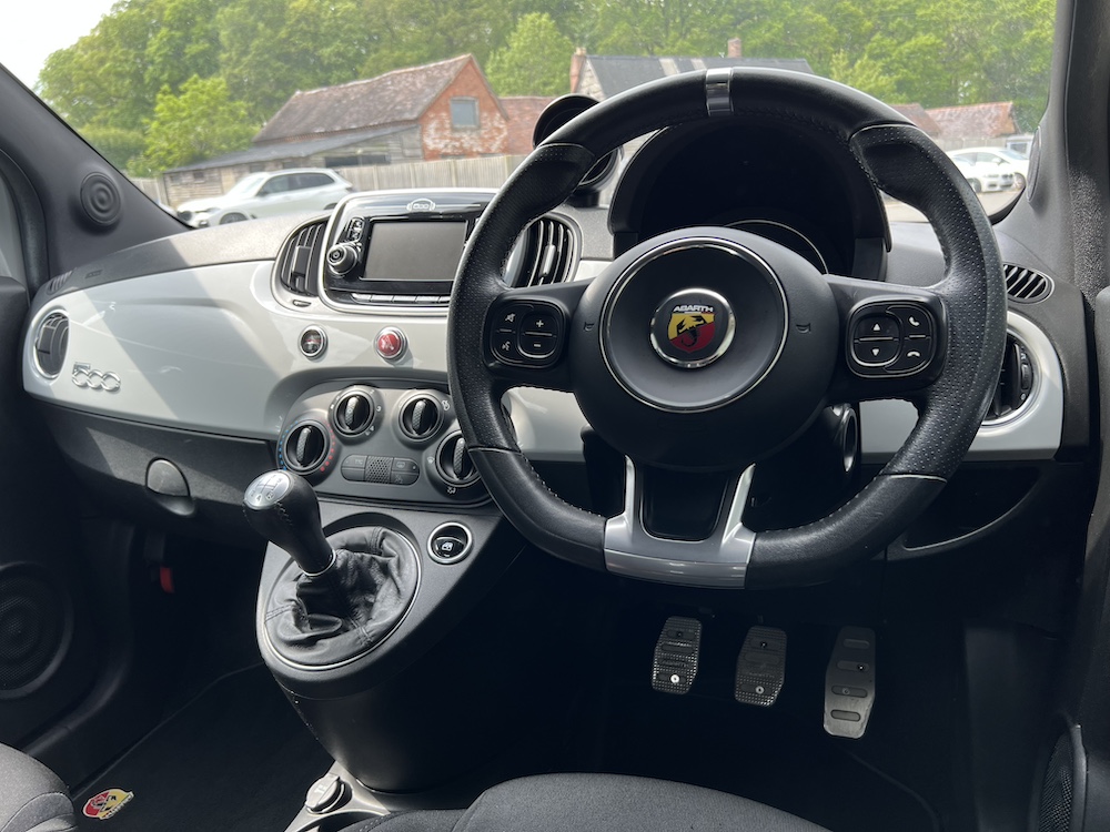 Abarth 595 - Image 17