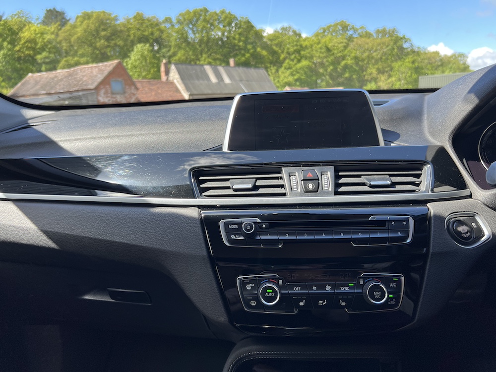 BMW X1 - Image 16