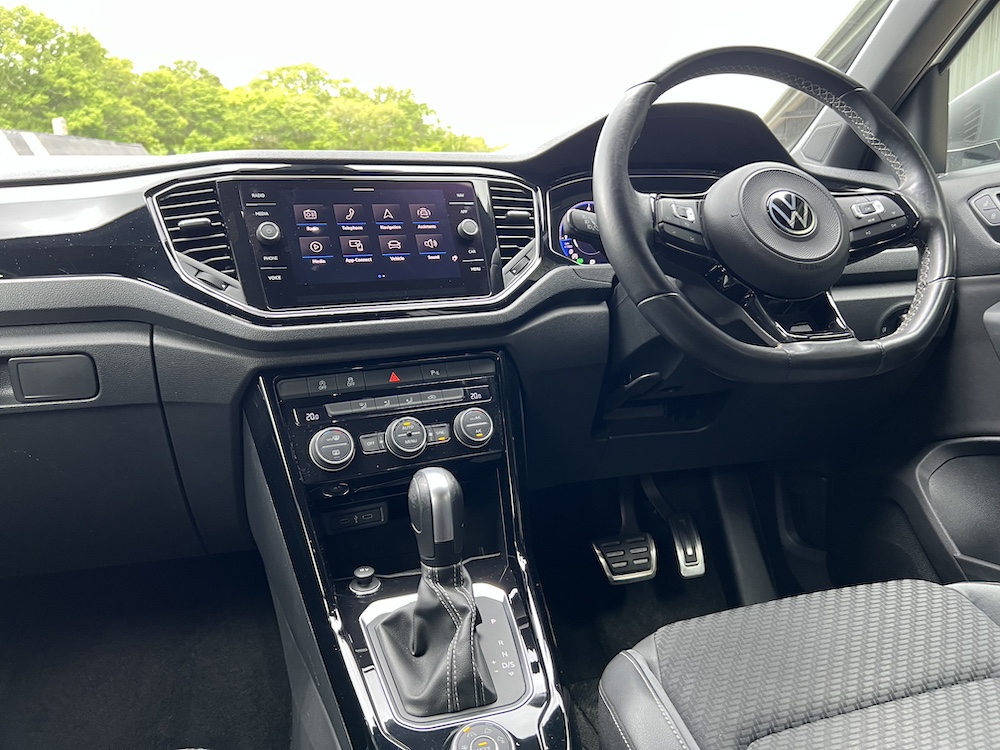 Volkswagen T-Roc R - Image 13