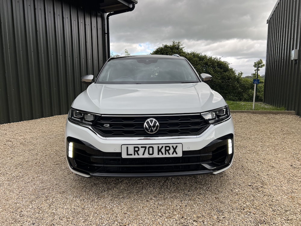 Volkswagen T-Roc R - Image 32