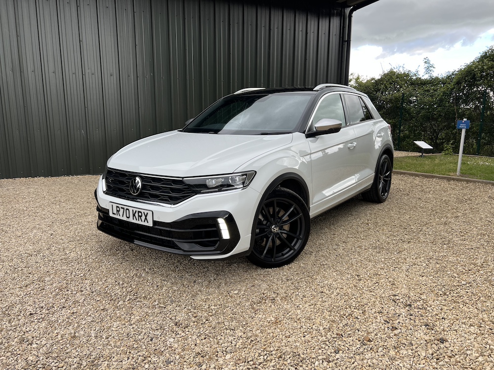 Volkswagen T-Roc R - Image 40