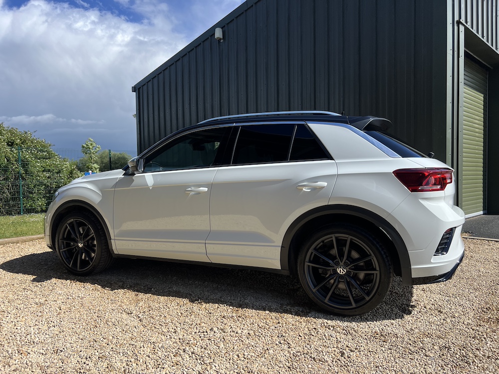 Volkswagen T-Roc R - Image 49