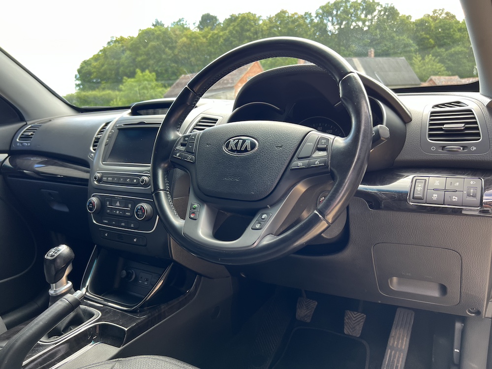 Kia Sorento - Image 13