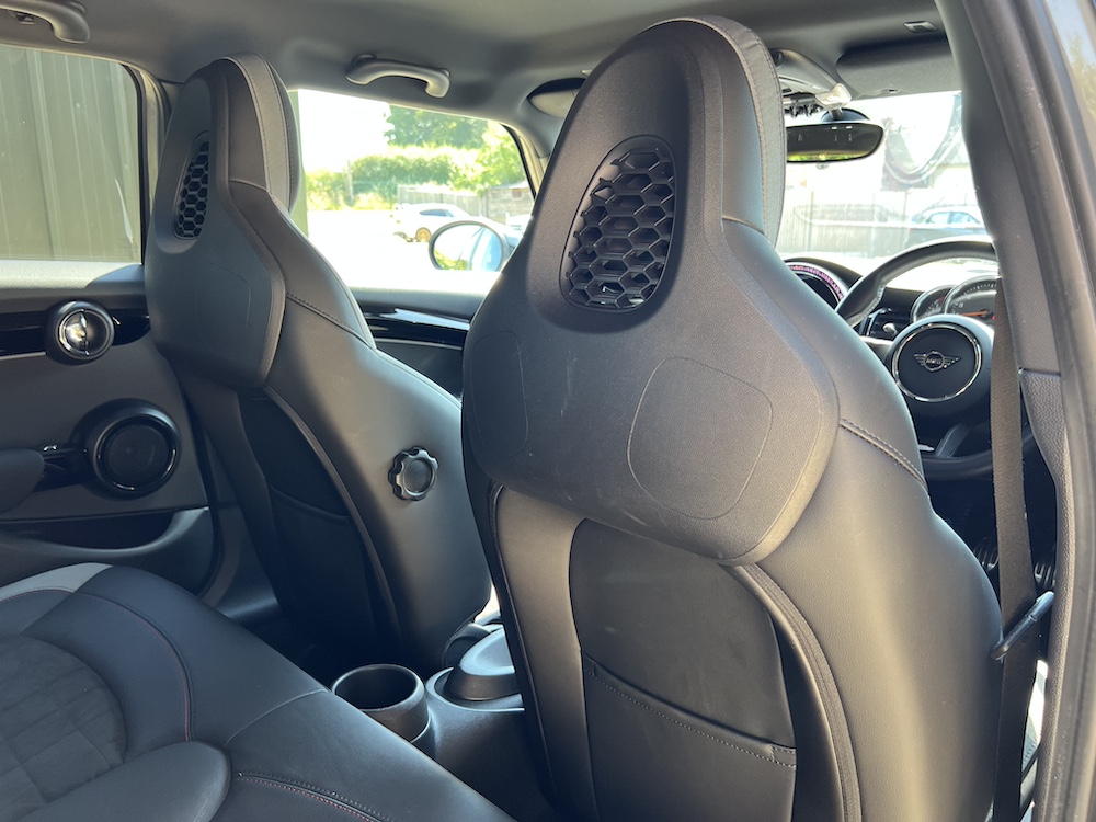 MINI Cooper S Sport - Image 9