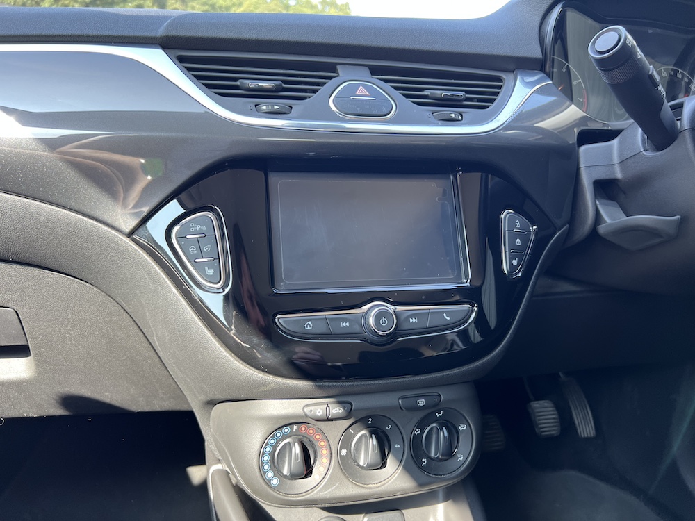 Vauxhall Corsa - Image 21