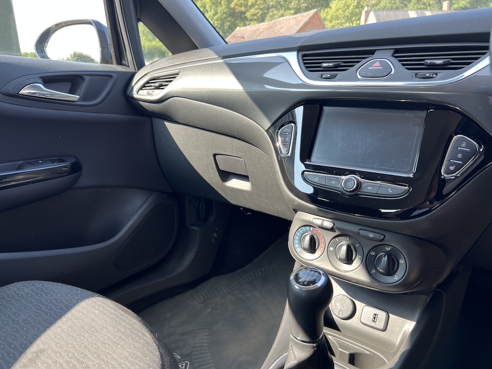 Vauxhall Corsa - Image 30