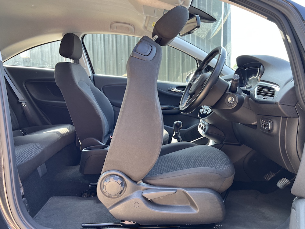 Vauxhall Corsa - Image 10