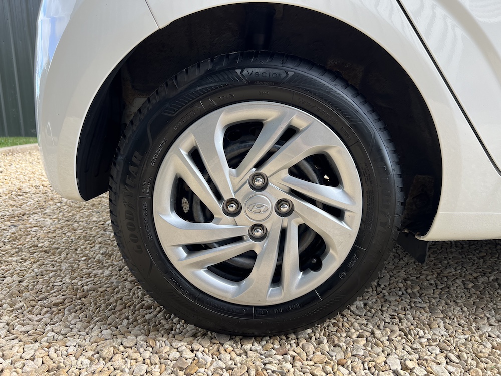 Hyundai i10 - Image 6