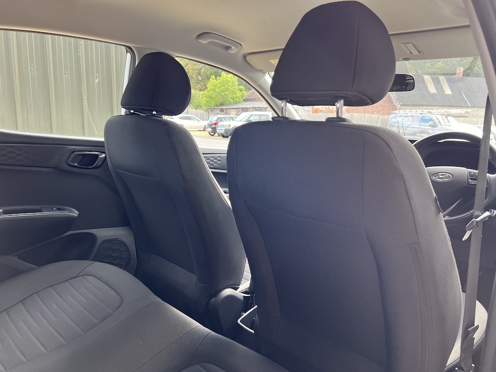 Hyundai i10 - Image 9