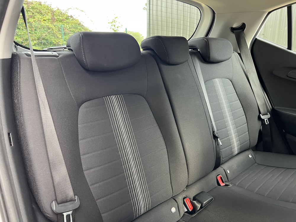 Hyundai i10 - Image 10