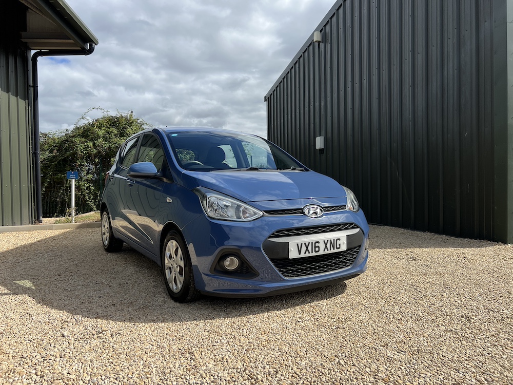 Hyundai i10 - Image 2
