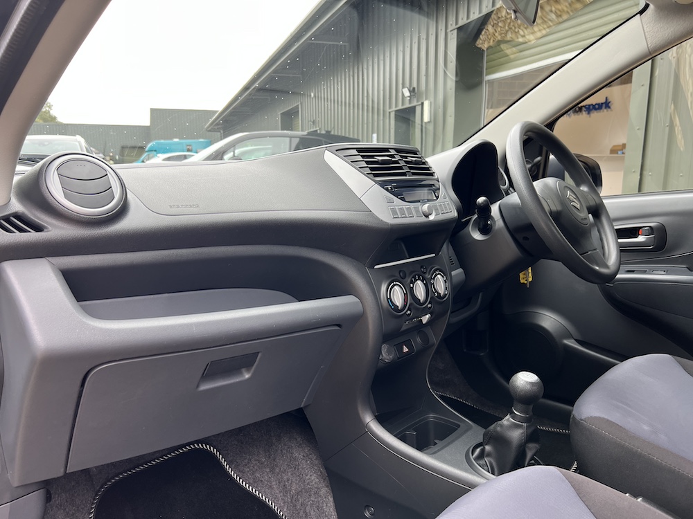Suzuki Alto - Image 26