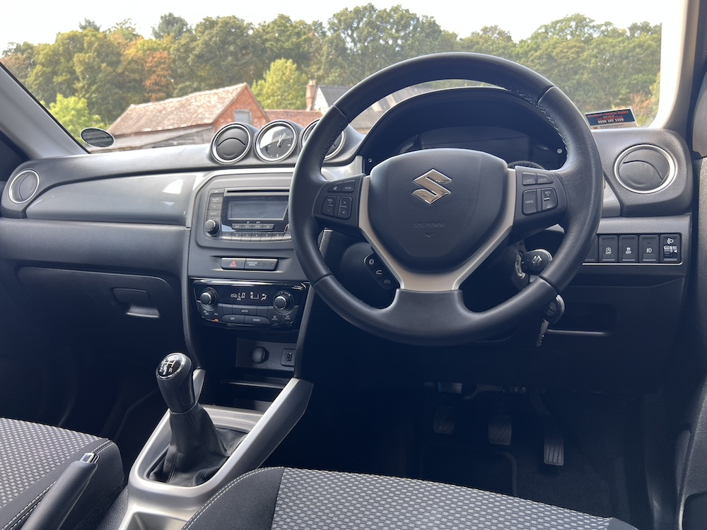 Suzuki Vitara - Image 14