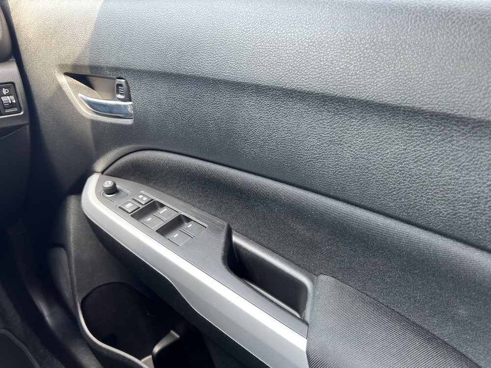 Suzuki Vitara - Image 15
