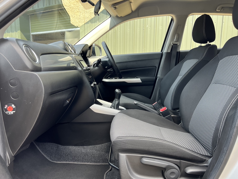 Suzuki Vitara - Image 28