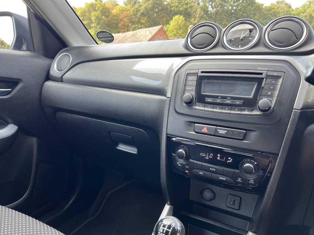 Suzuki Vitara - Image 36