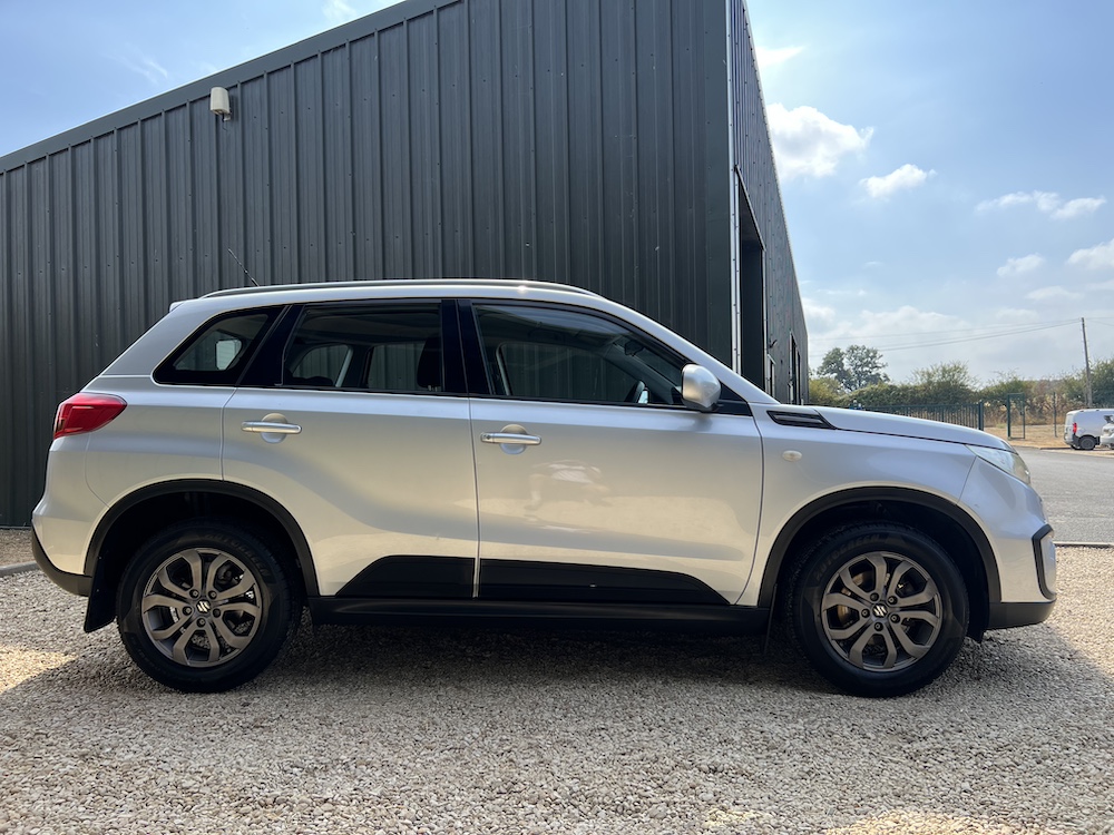 Suzuki Vitara - Image 5