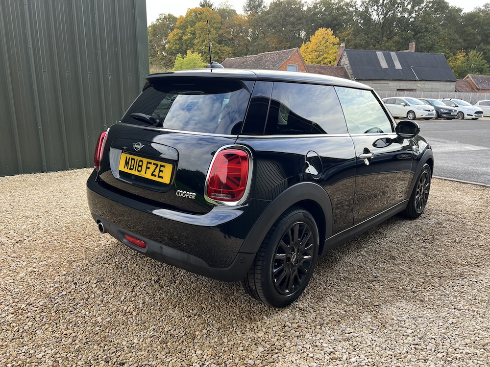 MINI Cooper - Image 15