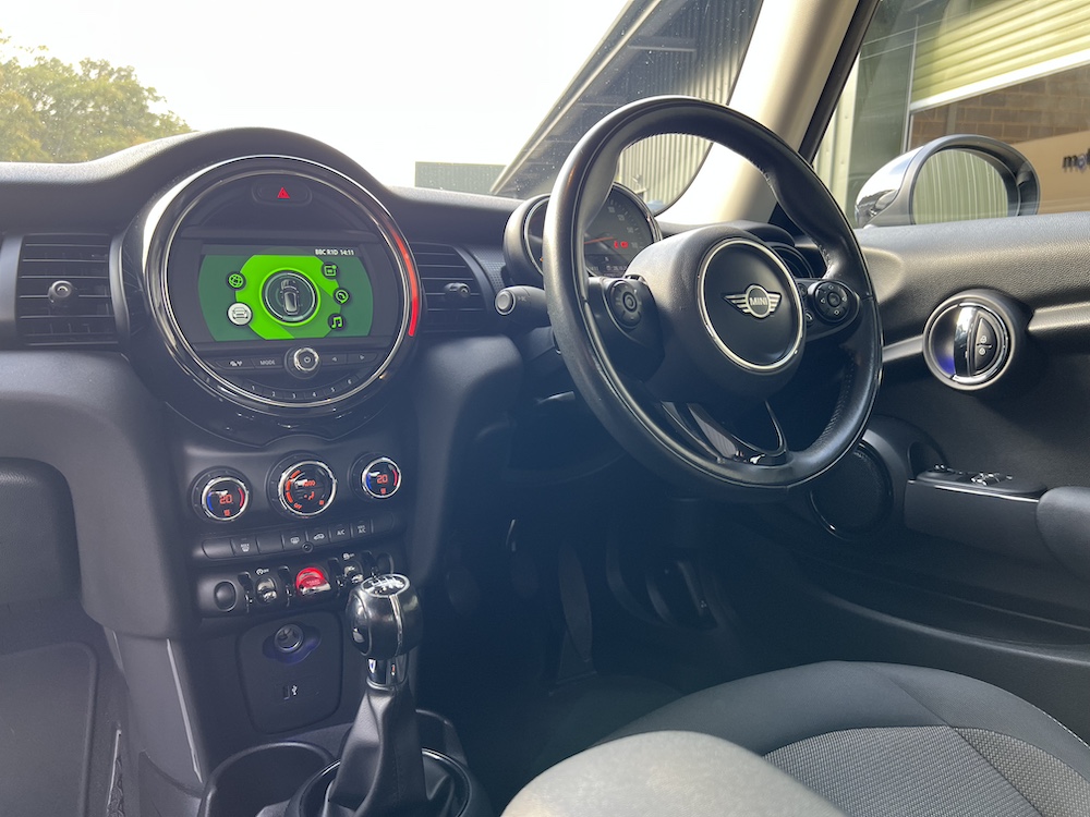 MINI Cooper - Image 33
